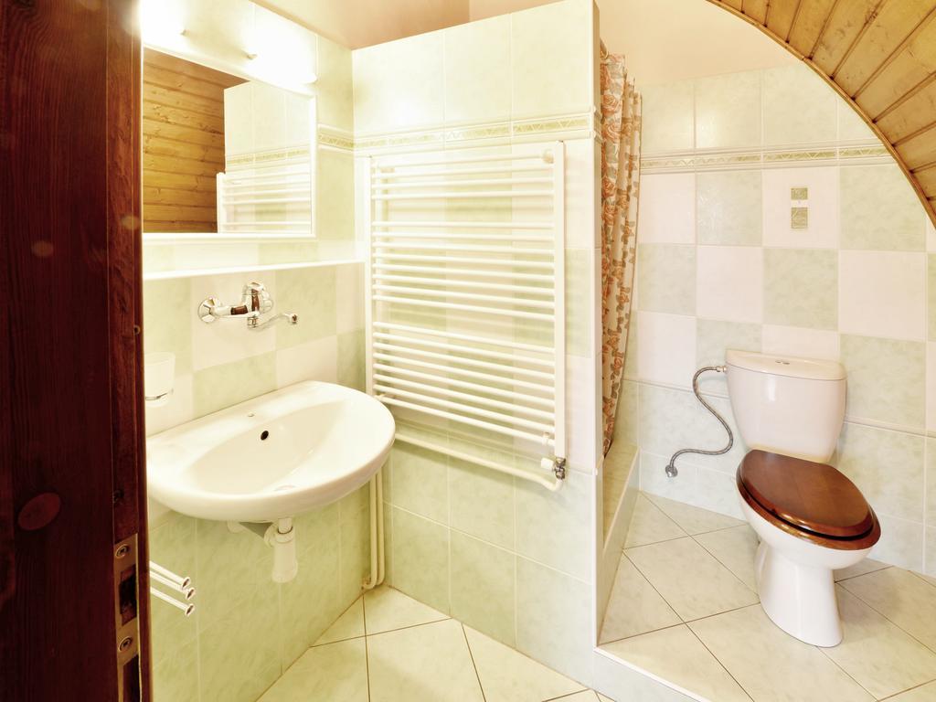 Penzion Uno Hradec Králové 部屋 写真